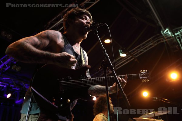 OSEES - 2025-05-15 - PARIS - Cabaret Sauvage - John Dwyer - Paul Quattrone